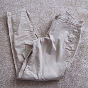 Old Navy Classic Khaki Regular Skinny Pant Size 8 Ladies